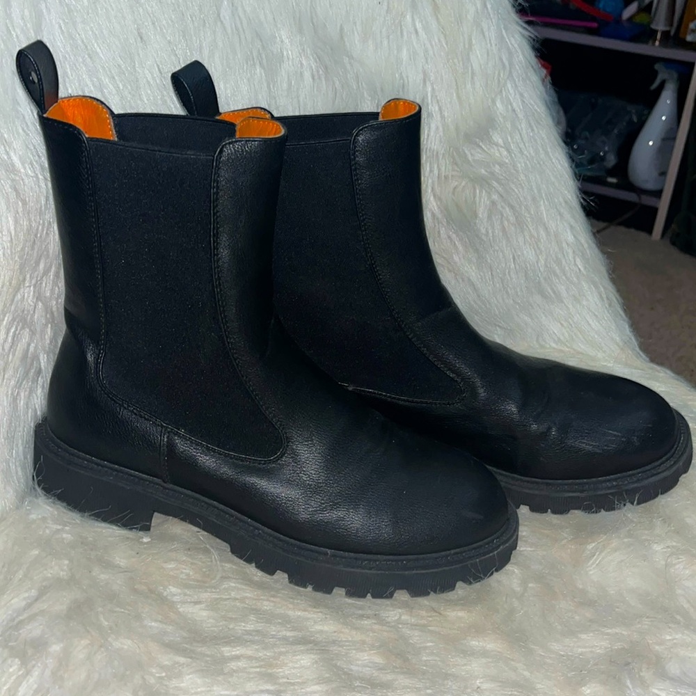 Black Boots.